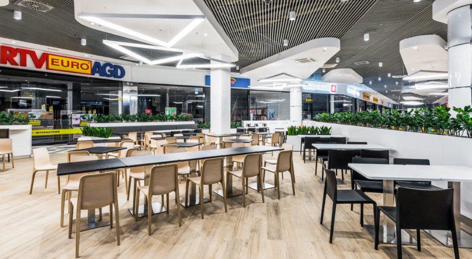 Nowy food court i odświeżone wnętrza - krakowskie Factory zalśniło
