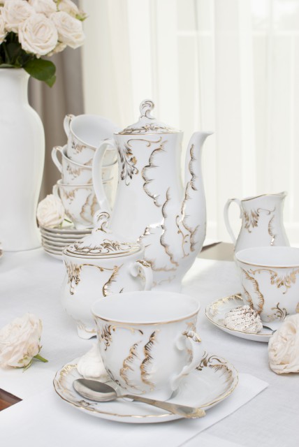 Kolekcja Rococo, fot. Polskie Fabryki Porcelany "Ćmielów" i "Chodzież" Porcelana Ćmielów: Tworzymy przedmioty, których użytkowość jest tylko pretekstem dla pięknej formy