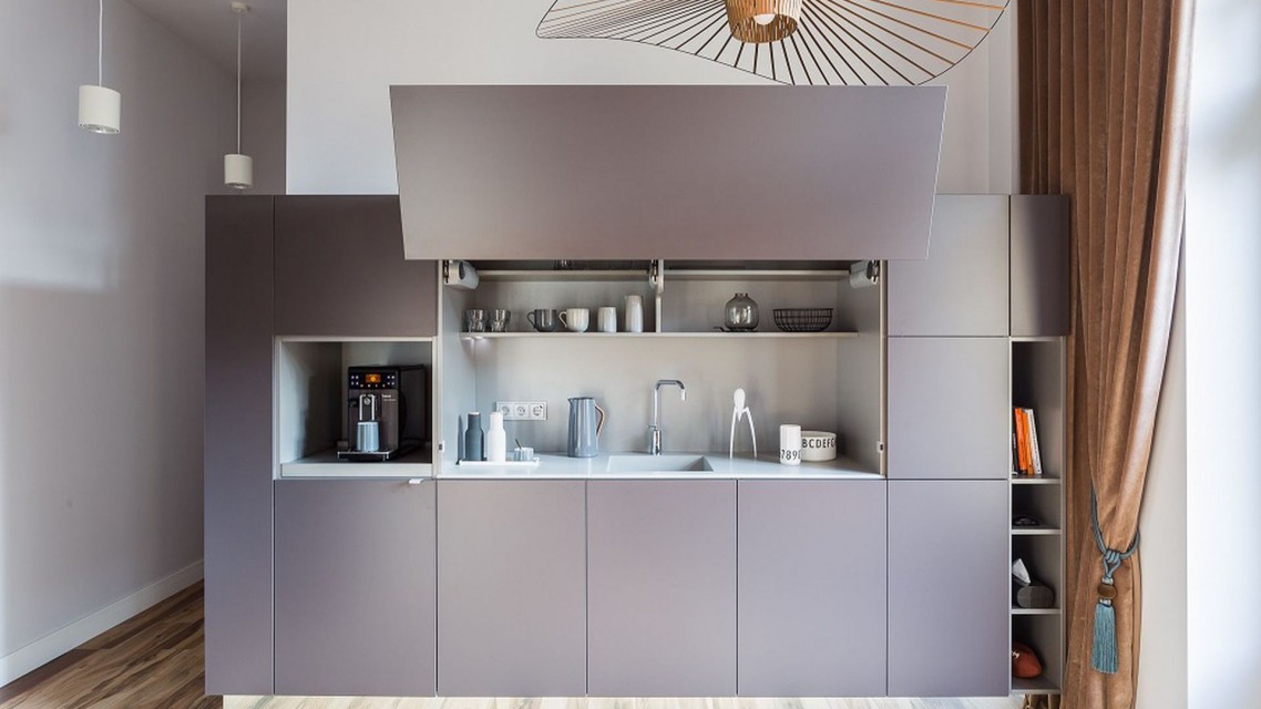 Dzięki inwencji projektantek i zaufaniu inwestora powstał lokal uszyty na miarę. Projekt: Kasia Orwat Design. Zdjęcia: Weronika Trojanowska Photografer Niezwykły projekt połączył biuro i mieszkanie w jedno
