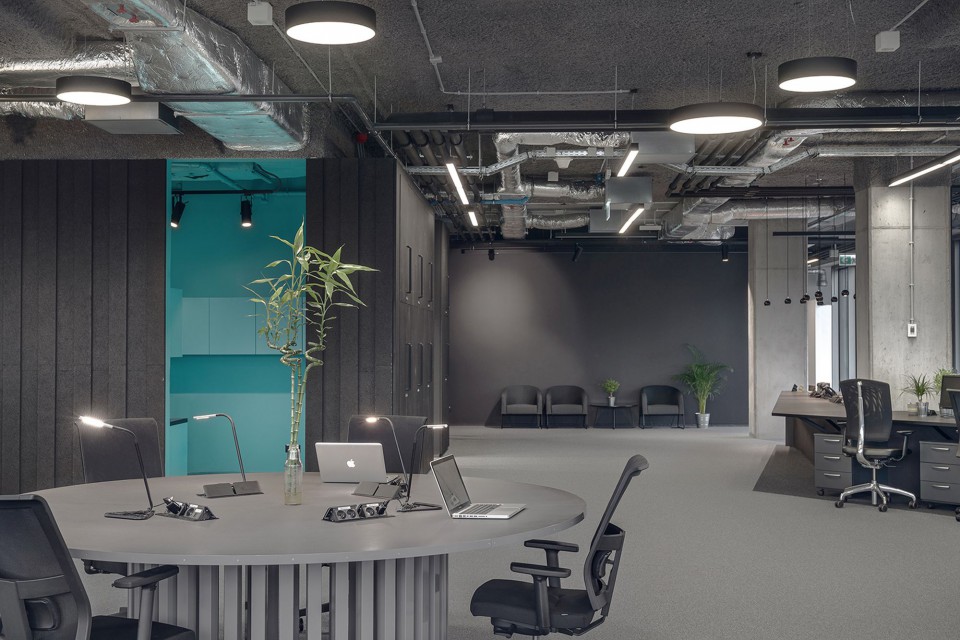 Scholz & Friends Advertising Agency, projekt: KOS Architects :fot. Tom Kurek Property Design Awards 2019: Te inwestycje nominowaliśmy w kategorii: Design - Wnętrza Biura