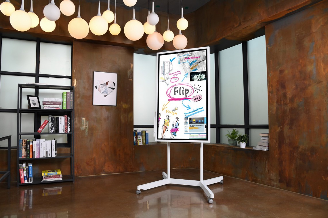 fot. mat. pras. Minimalistyczny i idealny do elastycznych miejsc pracy. Oto Samsung Flip