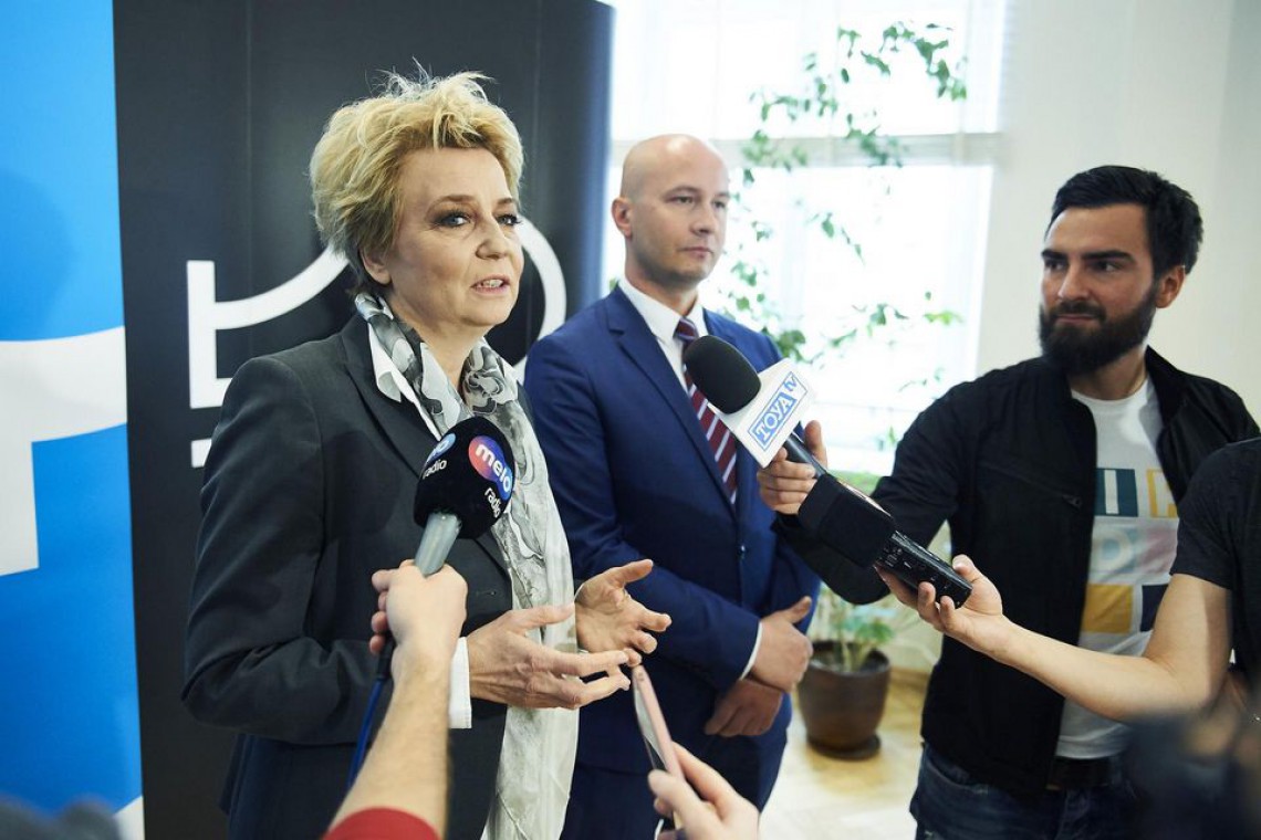 Prezydent Zdanowska tłumaczy, że Ogrodnik Miejski będzie koordynował wszystkie działania związane z zielenią w Łodzi , fot. Radosław Jóźwiak / UMŁ Łódź będzie miała Ogrodnika Miasta