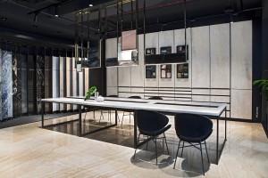 Warszawski showroom kamienia naturalnego otwarty. Zobacz, jak wygląda najnowszy projekt JMW Architekci