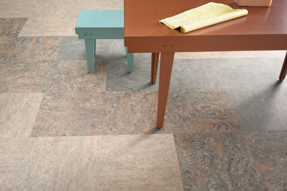 Marmoleum fot. Forbo Flooring Wykładzina, która jest neutralna dla środowiska pod kątem emisji? Tak, to możliwe!