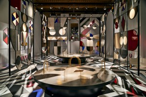 Jaime Hayon, Caesarstone i Milan Design Week? Pawilon niczym... kalejdoskop