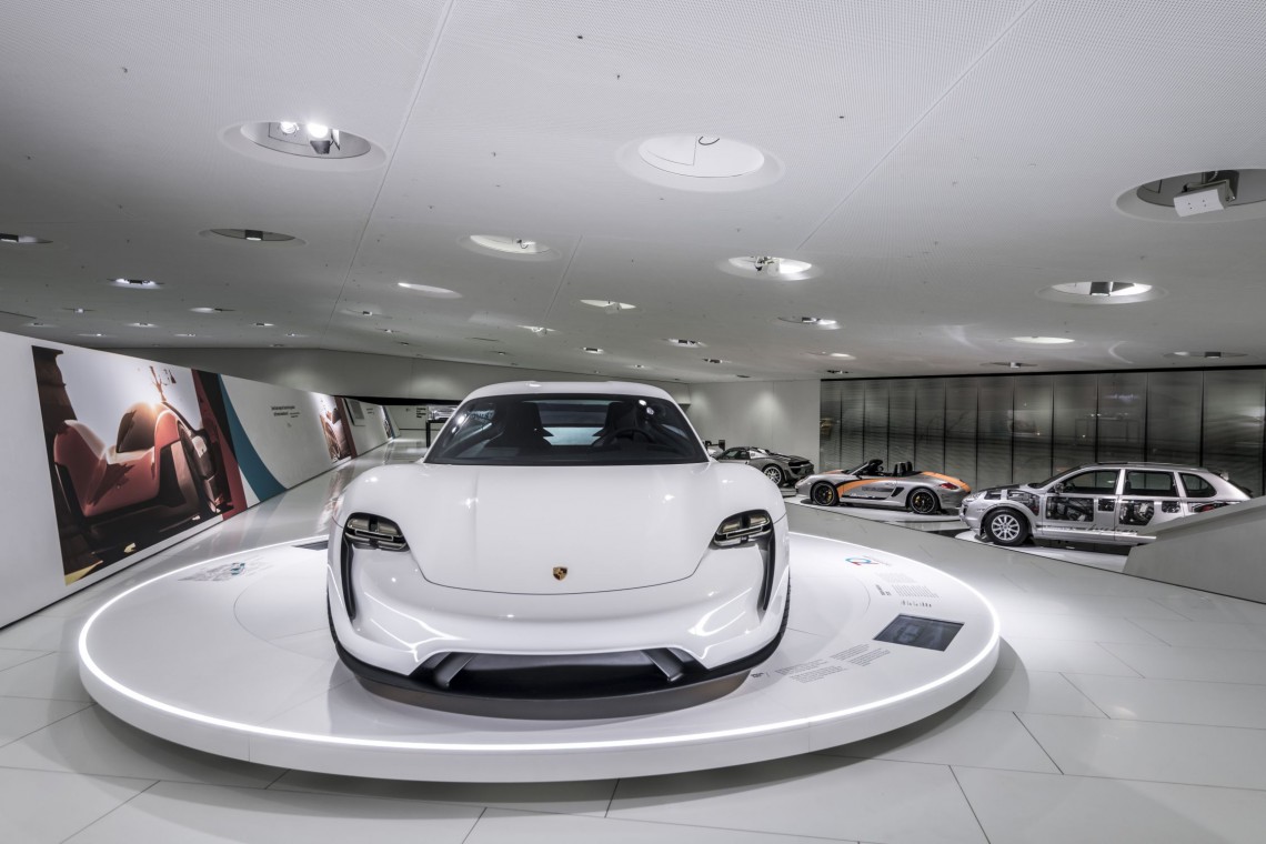 fot. mat. prasowe Porsche Porsche na wystawie