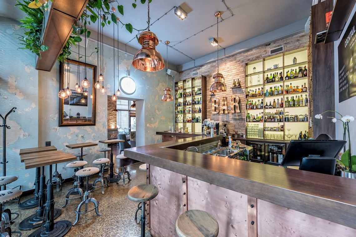 Lazy Dog realizacja lampy HK Living fot. mat. prasowe Lampy w restauracjach i butikach. Budują nastrój, wzmacniają aranżację i zdobią wnętrze