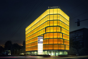 Iluminacja Imperial Business Center. Jedyny taki biurowiec w Krakowie, drugi w Polsce
