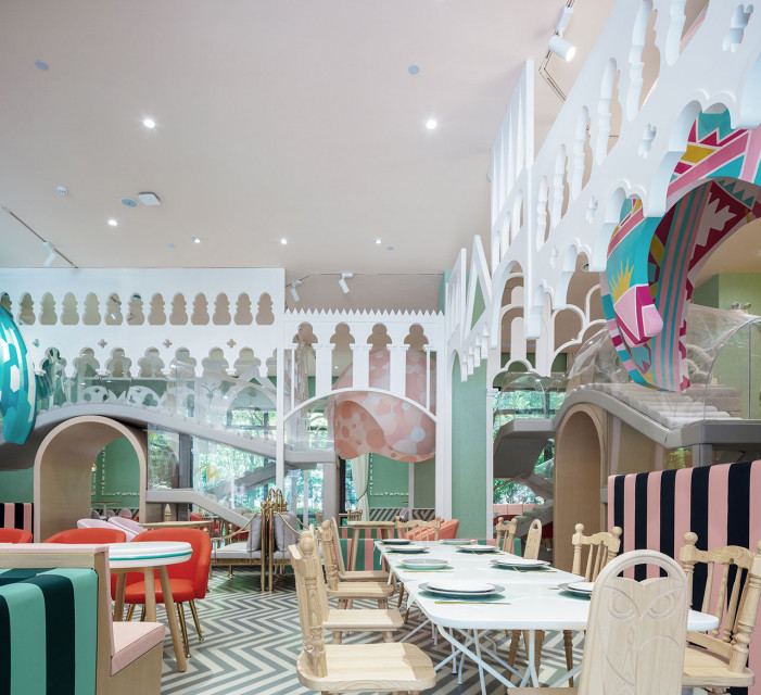 Neobio Kids Restaurant, fot. Shao Feng Restauracja niczym plac zabaw. Oto kraina baśni dla najmłodszych szkicu X+Living