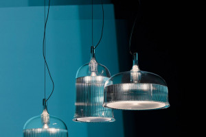 Lampy w kształcie kielichów projektu Stefano Giovannoniego