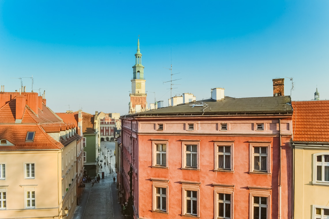 Poznań, fot. unsplash Rzeźba ozdobiła plac Nowakowskiego w Poznaniu