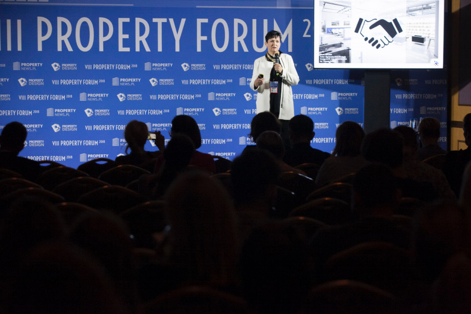 Małgorzata Grzyb, architekt-designer, Interbiuro - prezentacja Bobo Coworking Tak projektuje się biura! Quick Stories podczas Property Forum 2018