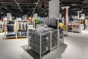 Pierwsza na świecie Ikea w centrum handlowym na dzień przed otwarciem. Szwedzki gigant w Blue City zachwyca