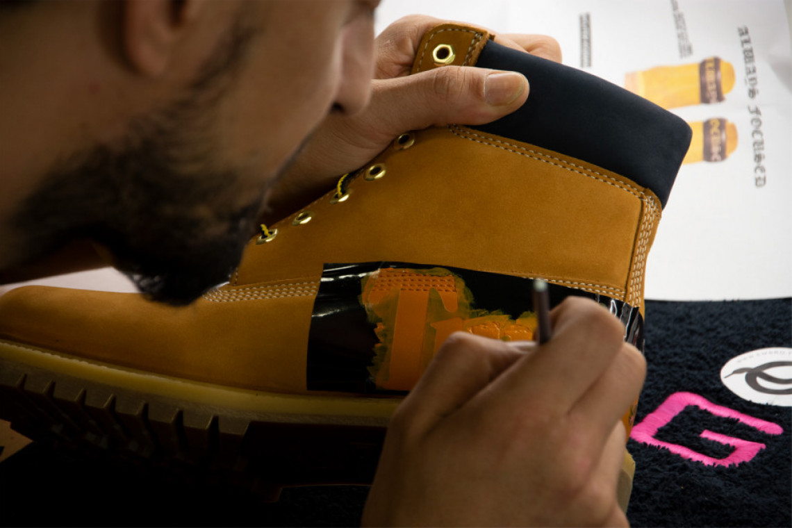 fot. mat. pras. Kultowy „żółty but” Timberland kończy 45 lat. Marka szykuje technologiczną premierę