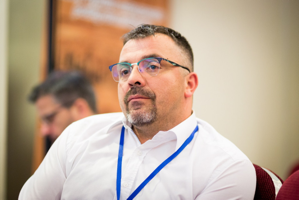 Krzysztof Kopyczyński, specjalista ds. kluczowych klientów, Finishparkiet Fabryka Parkietu Tak było na Work & Leisure Talks w Krakowie. Zobacz zdjęcia!