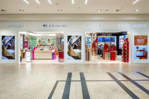 Oto pierwszy na świecie salon multibrandowy Estée Lauder Companies. Powstał w Galerii Krakowskiej