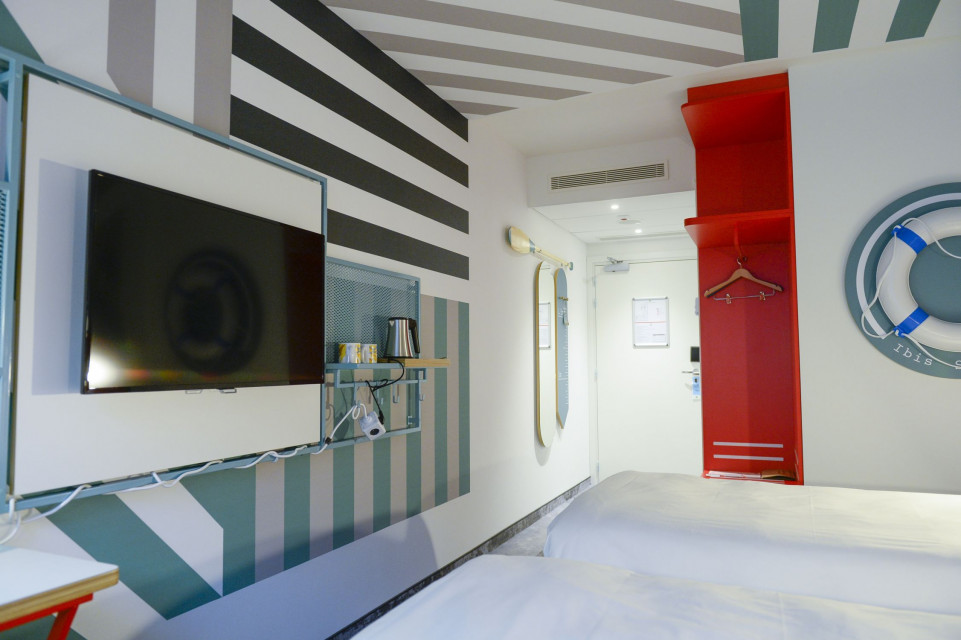 ibis Styles Warszawa Centrum fot. mat. prasowe Tremend, Ian Hamilton i Justyna Frąckiewicz połączyli siły. Efekt? Jedyny w swoim rodzaju Ibis Styles