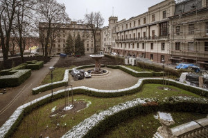 Tak się zmienia ogród przy Pałacu Poznańskiego