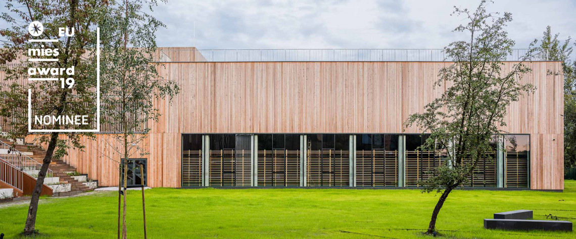 Akademeia High School łączy inspirującą architekturę z duchem eko fot.mat. Akademeia High School Prymusi z ekologiczną odznaką. Tylko trzy szkoły w Polsce mają takie certyfikaty