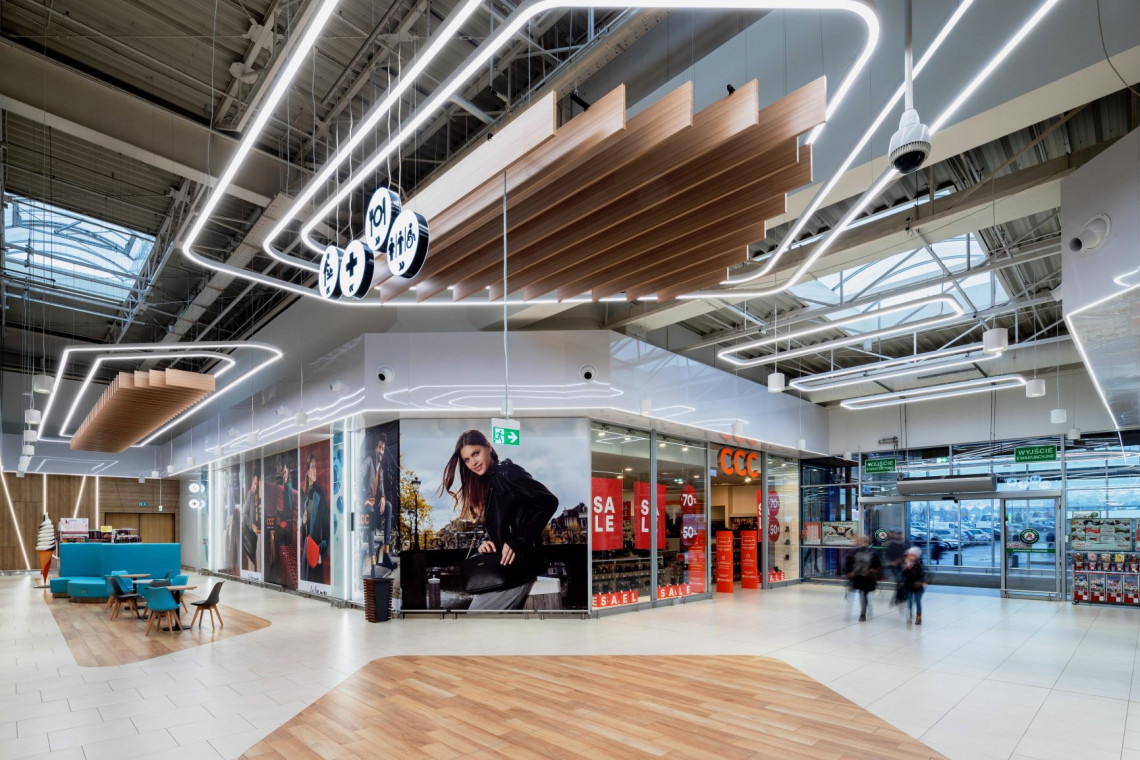 CH Auchan Żory z nowymi wnętrzami autorstwa pracowni Tremend