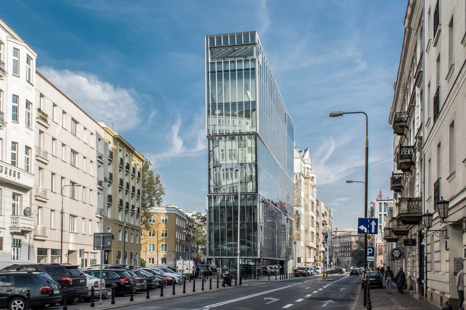The Nest, pracownia: Grupa 5 Architekci (Dziedziejko, Leszczyński, Mycielski, Zelent, Grzelewski), inwestor: Equinox Capital Partners fot. mat. prasowe Property Design Awards 2019: Oto wielka "piątka". Te inwestycje nominowaliśmy w kategorii: Bryła - Biurowiec