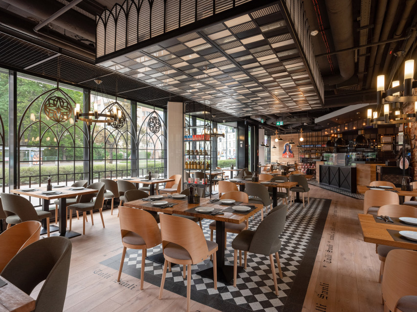Restauracja Tutti Santi, fot. mat. pras. Restauracja, concept store, a może sklep optyczny? Który obiekt zasługuje na Property Design Award?