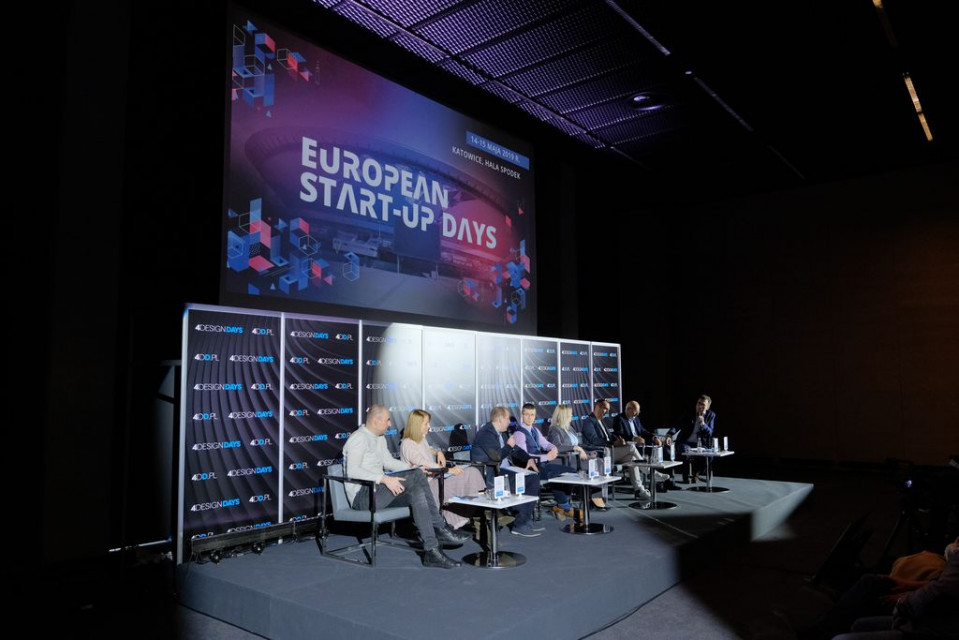 4 Design Days 2019 10 tys. gości biznesowych, 500 prelegentów, 60 dyskusji - dni branżowe 4 Design Days 2019 w obiektywie