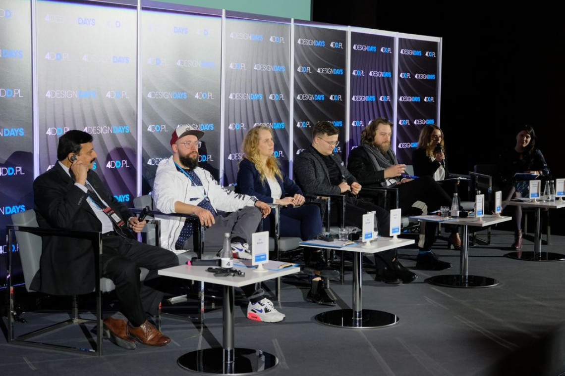 Paneliści podczas 4 Design Days w trakcie debaty "Storytelling w projekcie hotelowym nabiera znaczenia", fot. PTWP Dlaczego storytelling tak dobrze przyjął się w hotelarstwie