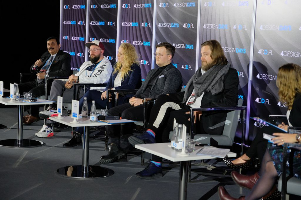 Paneliści podczas 4 Design Days w trakcie debaty "Storytelling w projekcie hotelowym nabiera znaczenia", fot. PTWP Dlaczego storytelling tak dobrze przyjął się w hotelarstwie