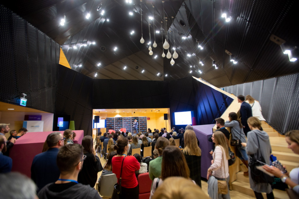 4 Design Days 2019 10 tys. gości biznesowych, 500 prelegentów, 60 dyskusji - dni branżowe 4 Design Days 2019 w obiektywie