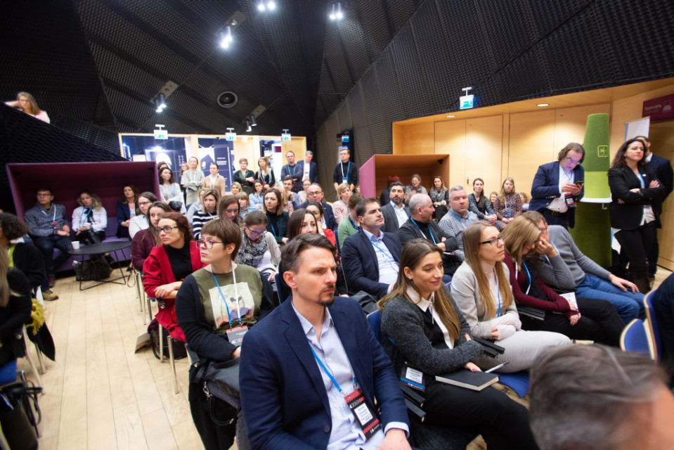 Seria wystąpień w ramach "Hot list – najciekawsze projekty komercyjne i publiczne ostatnich lat" podczas IV edycji 4 Design Days 2019 Oto najgorętsze projekty architektoniczne ostatnich lat oraz ich twórcy!