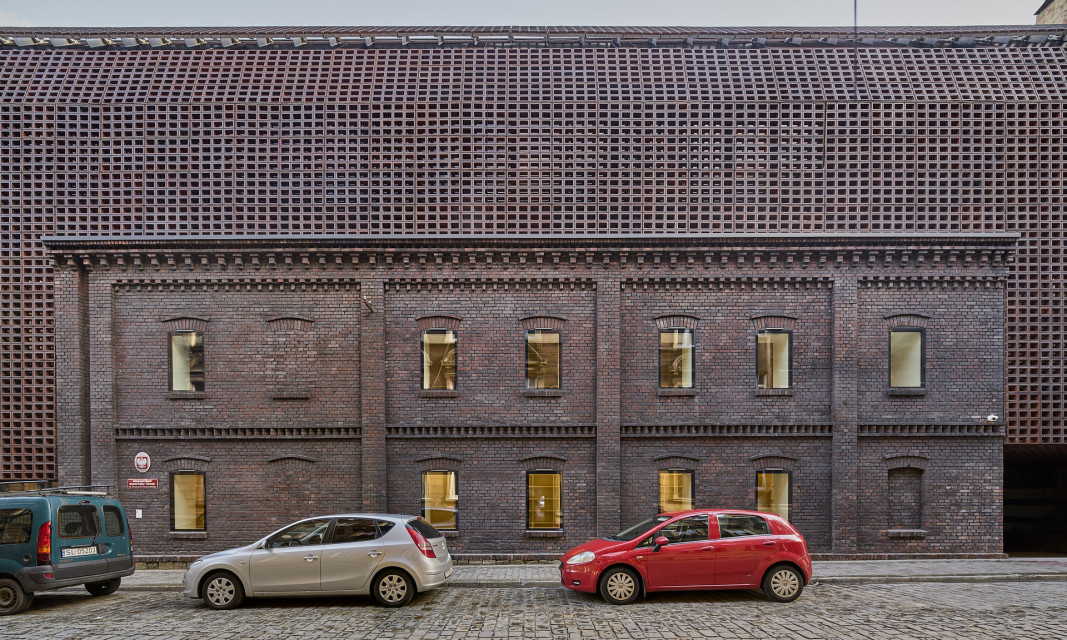 Wydział Radia i Telewizji Uniwersytetu Śląskiego w Katowicach, fot. mat. pras. Precz z nudą! Obiekty publiczne dobrą architekturą stoją