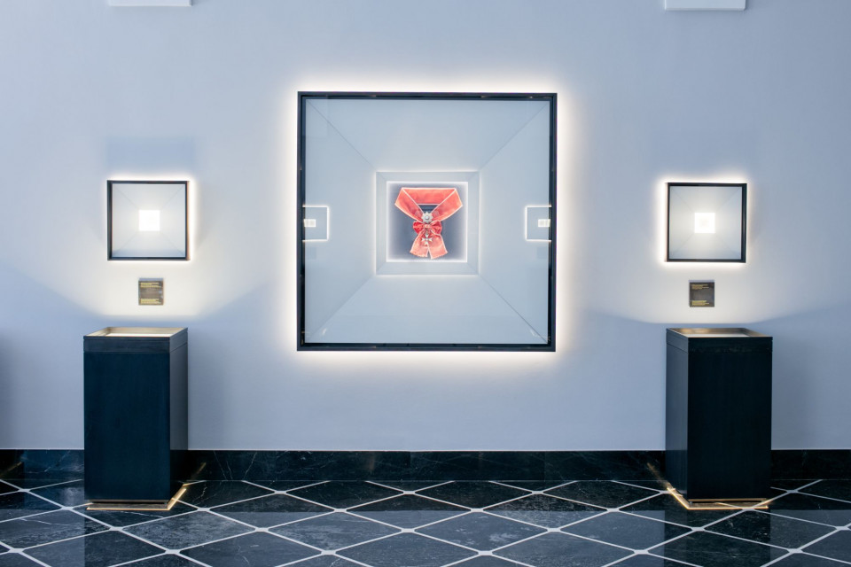 Sala Orderu Orła Białego w Pałacu Prezydenckim fot. Piotr Krajewski Oto Sala Orderu Orła Białego w Pałacu Prezydenckim. To projekt Nizio Design International