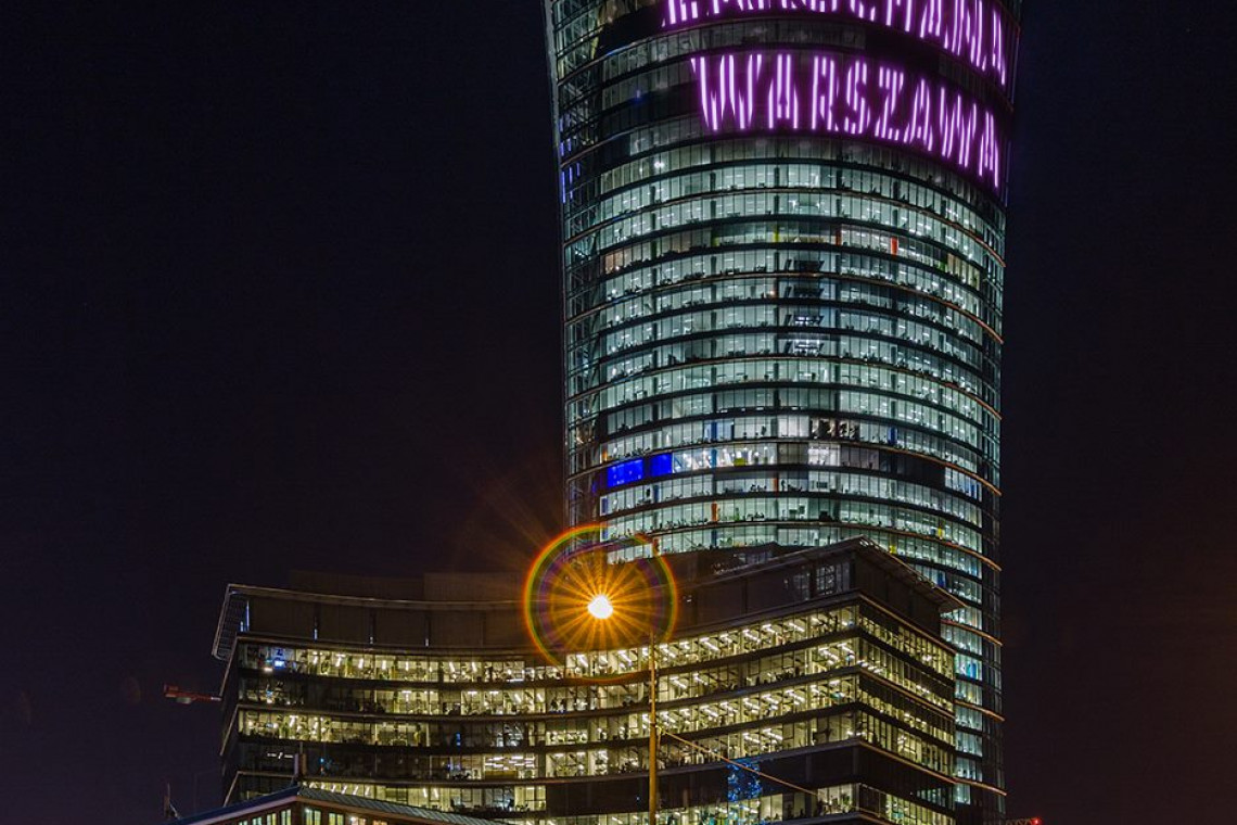 fot. mat. prasowe Miłość rozbłyśnie na Warsaw Spire