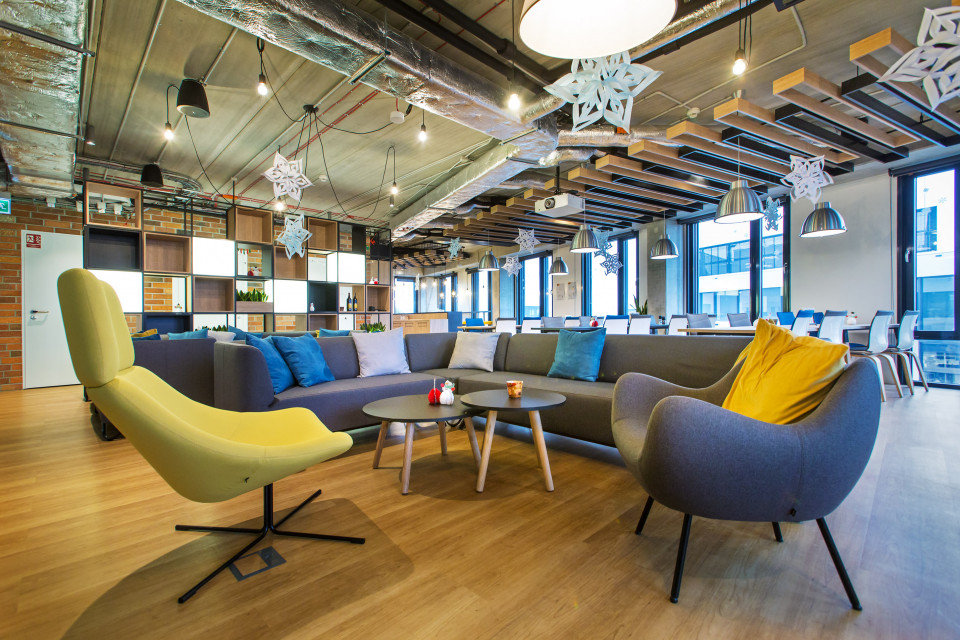 Biuro Continental / Warszawa / projektant: Bit Creative Barnaba Grzelecki TOP 40: Tym żyła branża biurowego designu w 2019 roku. Oto największe otwarcia minionych miesięcy