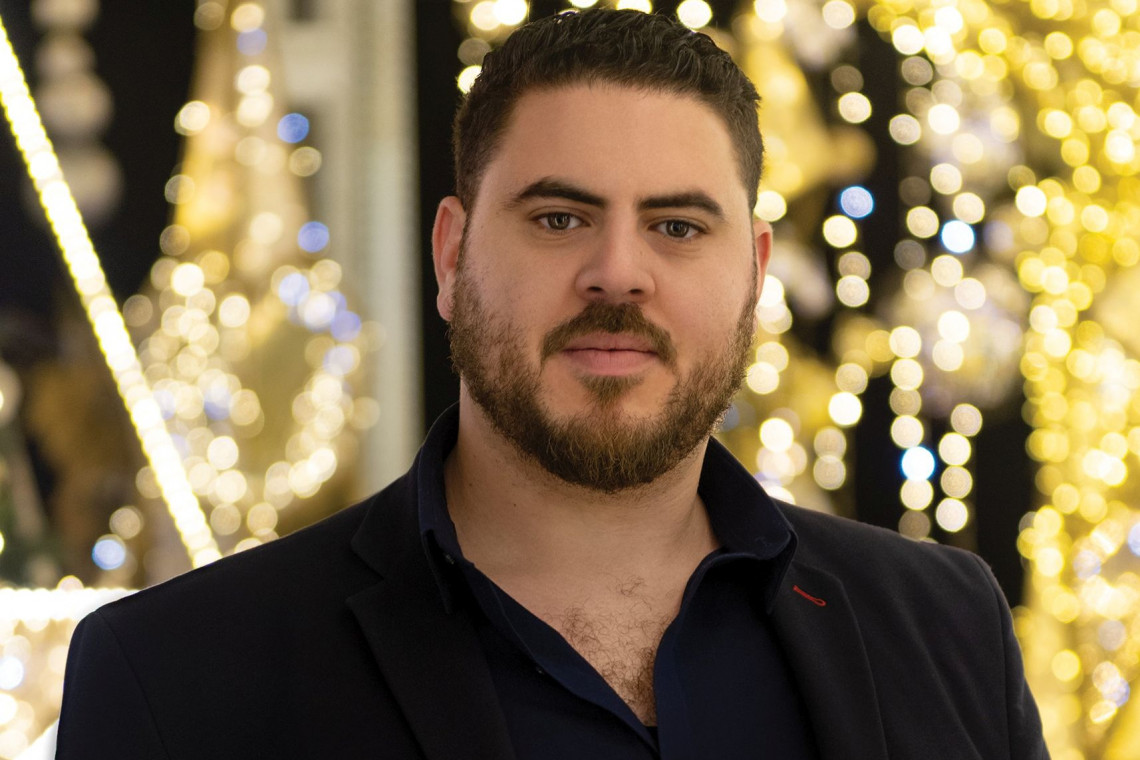 Seifeddine Abbassi, projektant fot. mat. prasowe Z Tunezji do Polski w pogoni za marzeniami. Historia designera świątecznych iluminacji