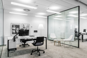 TOP: Kultowa bryła, nietuzinkowe biura. Zaglądamy do najbardziej designerskich przestrzeni biurowych w Q22