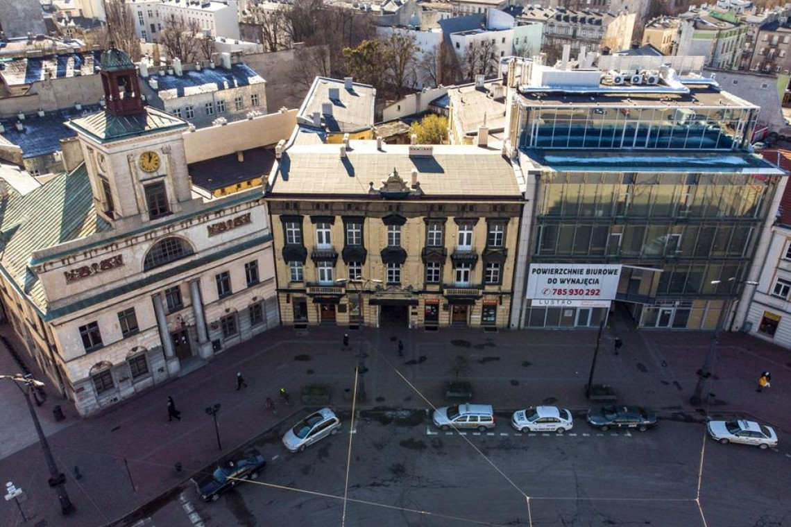 Zabytkowa kamienica przy pl. Wolności 2 przemieni się w Kamienicę Wielkich Łodzian , fot. Stefan Brajter / UMŁ Zabytkowa kamienica przemieni się w Kamienicę Wielkich Łodzian