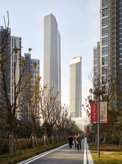 Nanjing International Youth Cultural Centre, projekt Zaha Hadid Architects fot. Hufton+Crow Oto najnowszy projekt Zaha Hadid Architects w Chinach. To było szalone tempo inwestycji!