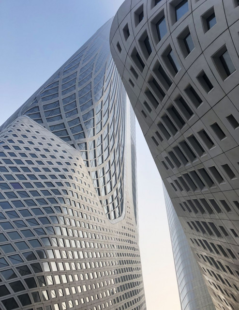 Nanjing International Youth Cultural Centre, projekt Zaha Hadid Architects fot. ZHA Oto najnowszy projekt Zaha Hadid Architects w Chinach. To było szalone tempo inwestycji!