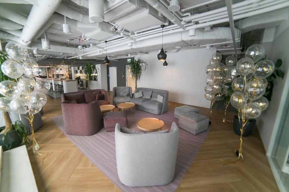 Zaglądamy do L'Oréal House Warsaw. To inspirujące biuro wspierające współpracę i rozwój
