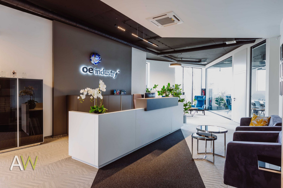 fot. mat. AW Interior Design Oto biuro firmy OE Industry w Krakowie. Komfortowe, funkcjonalne i pełne dobrego designu