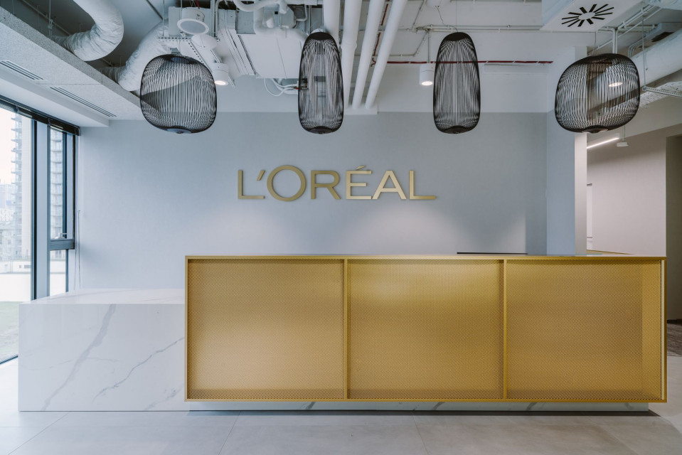 fot. Przemysław Nieciecki z PION Studio L'Oréal House Warsaw to inspirujące biuro wspierające współpracę i rozwój. Projekt walczy w konkursie Prime Property Prize 2019