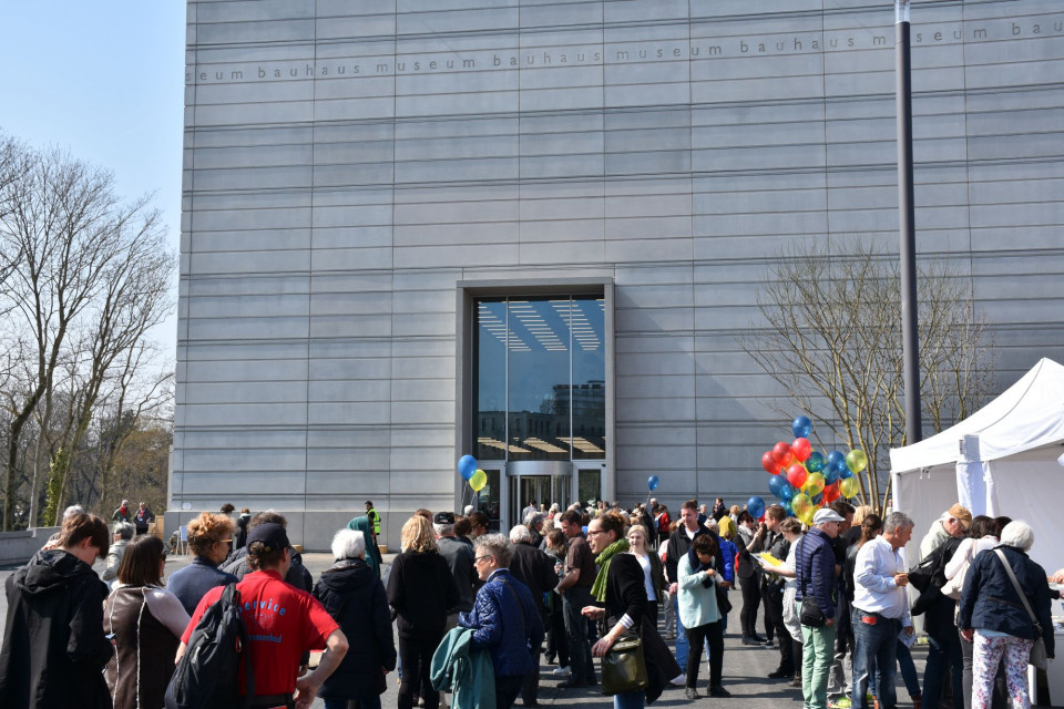 Eröffnungswochenende in Weimar, Klassik Stiftung Weimar Muzeum Bauhausu w Weimarze już otwarte. To imponujący projekt!