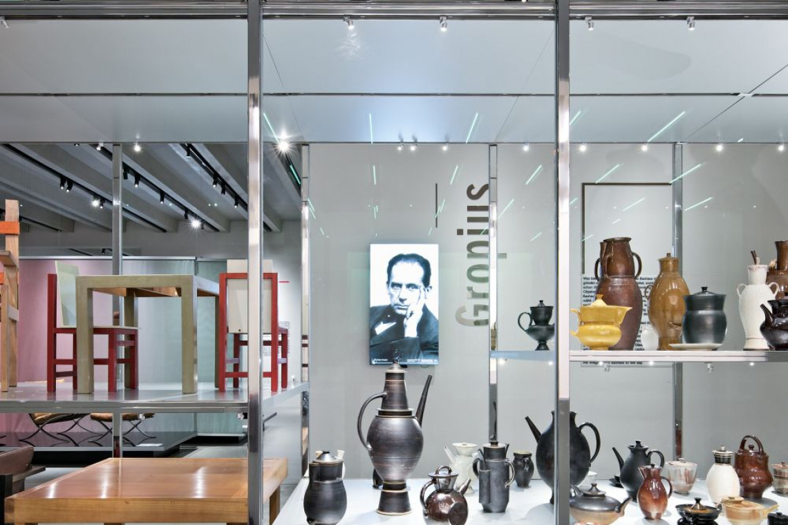 Die Gropius-Sammlung, Foto: Andrew Alberts, © heike hanada laboratory of art and architecture 2019 Muzeum Bauhausu w Weimarze już otwarte. To imponujący projekt!