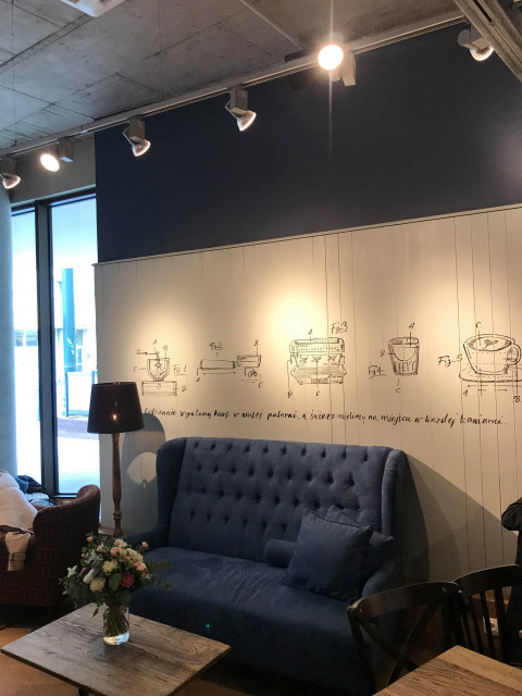 Green Caffè Nero fot. mat. prasowe Green Caffè Nero z nowymi kawiarniami. Design znów zaskoczył