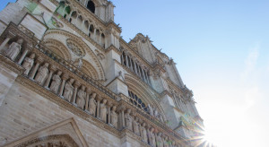 Kiedy zakończenie odbudowy katedry Notre Dame w Paryżu?