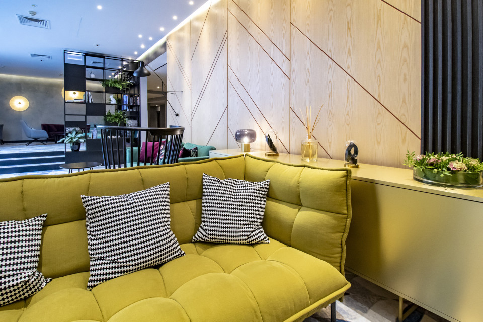 fot. mat. pras. Opowieść o Warszawie i brandwall z „Syrenką”, czyli nowe oblicze hotelu Mercure Warszawa Grand