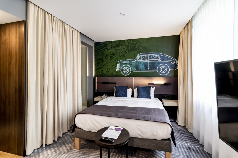 fot. mat. pras. Opowieść o Warszawie i brandwall z „Syrenką”, czyli nowe oblicze hotelu Mercure Warszawa Grand