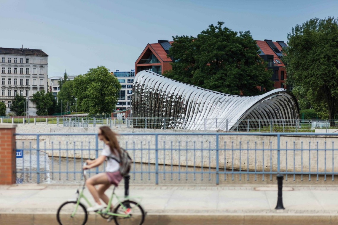 Rzeźba Nawa, zaprojektowana przez Oskara Ziętę we Wrocławiu. Fot. mat. pras. Nawa - rzeźba autorstwa Oskara Zięty z nagrodą German Design Award